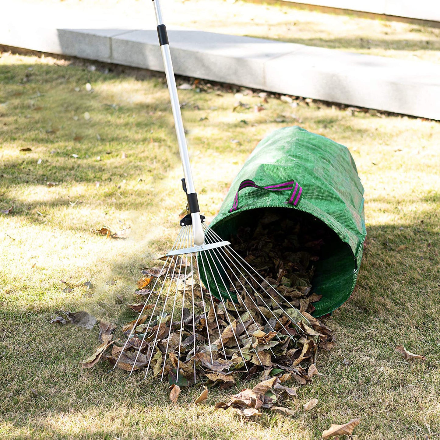 63in Adjustable Garden Leaf Rake 15 Teeth Expanding Stainless Steel Rake For Quick Clean Lawn Yard Garden